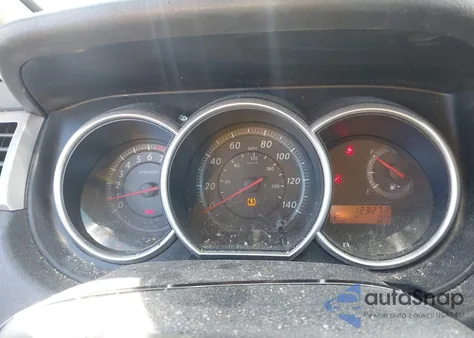 2010 Nissan Versa 1.8S z USA, uszkodzony, nr VIN 3N1BC1AP7AL467974